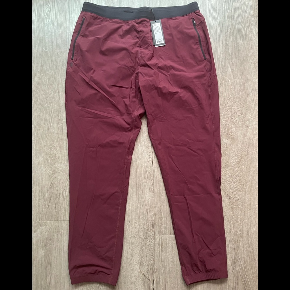 Rhone Versatility Pant Athletic Jogger Maroon Wine Red X-Large XL NWT